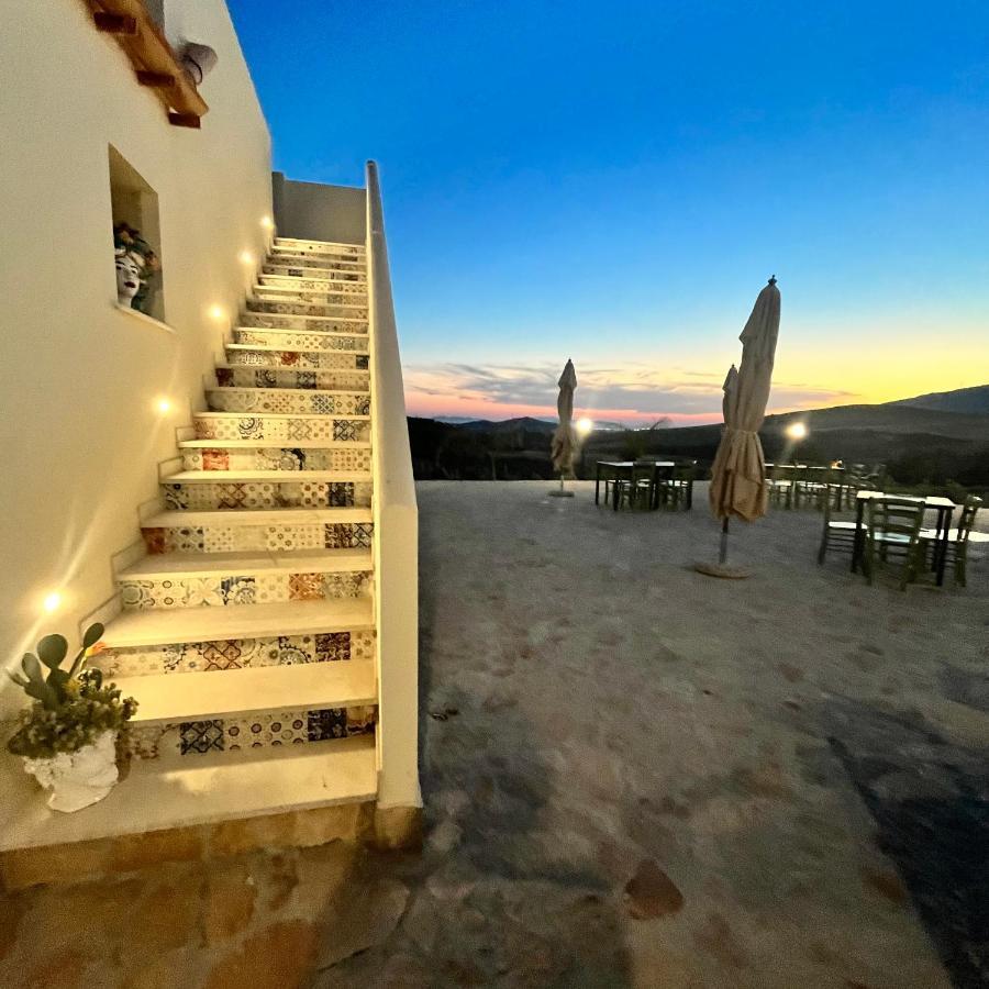Manzil Country House Valderice Bagian luar foto