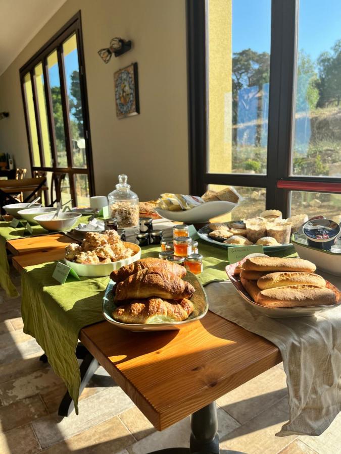 Manzil Country House Valderice Bagian luar foto
