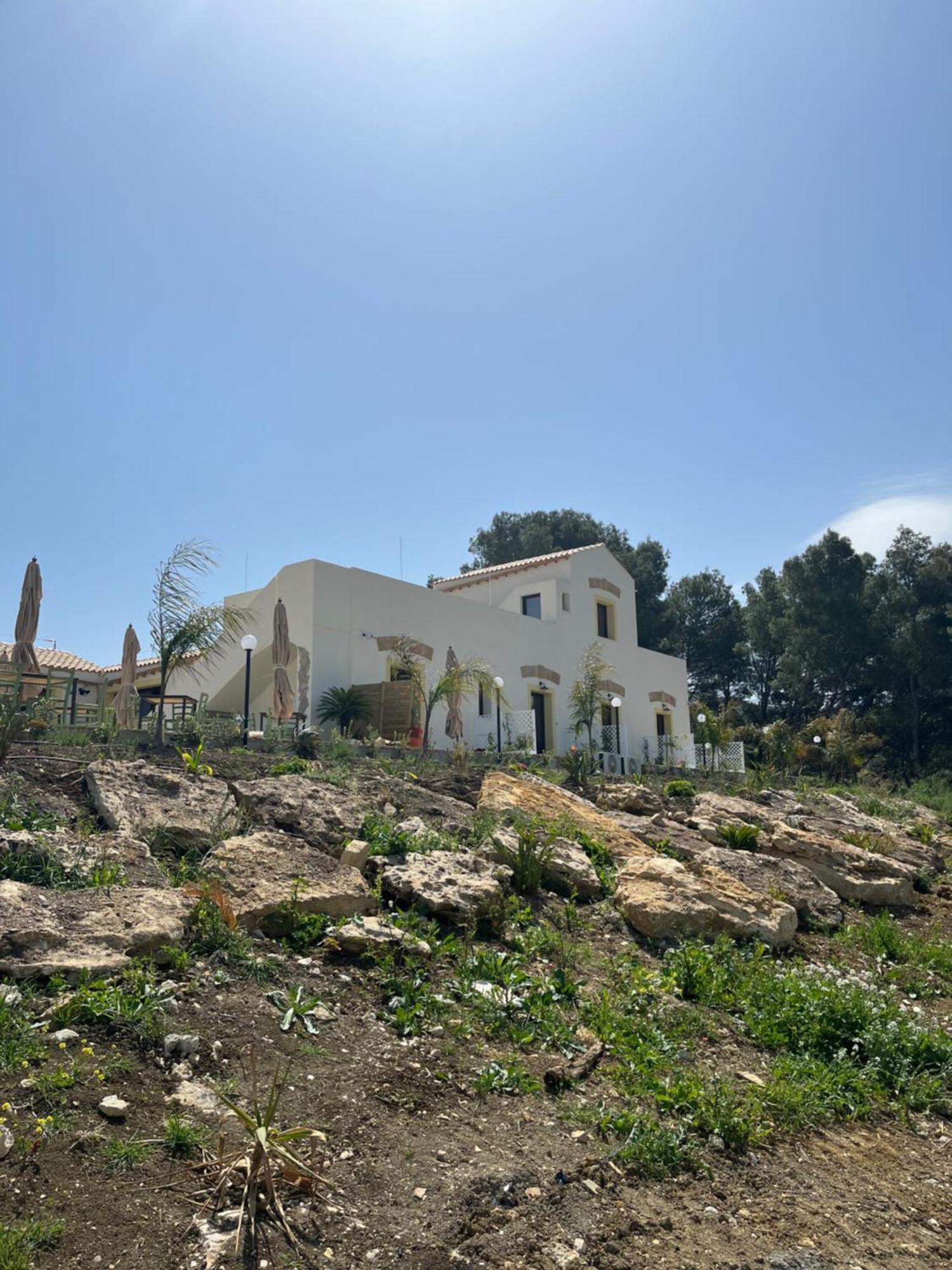 Manzil Country House Valderice Bagian luar foto