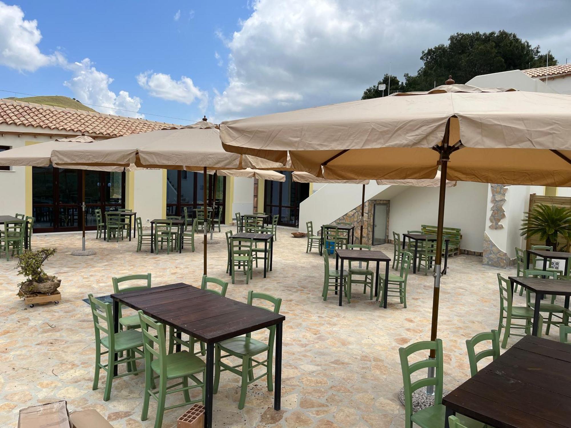 Manzil Country House Valderice Bagian luar foto
